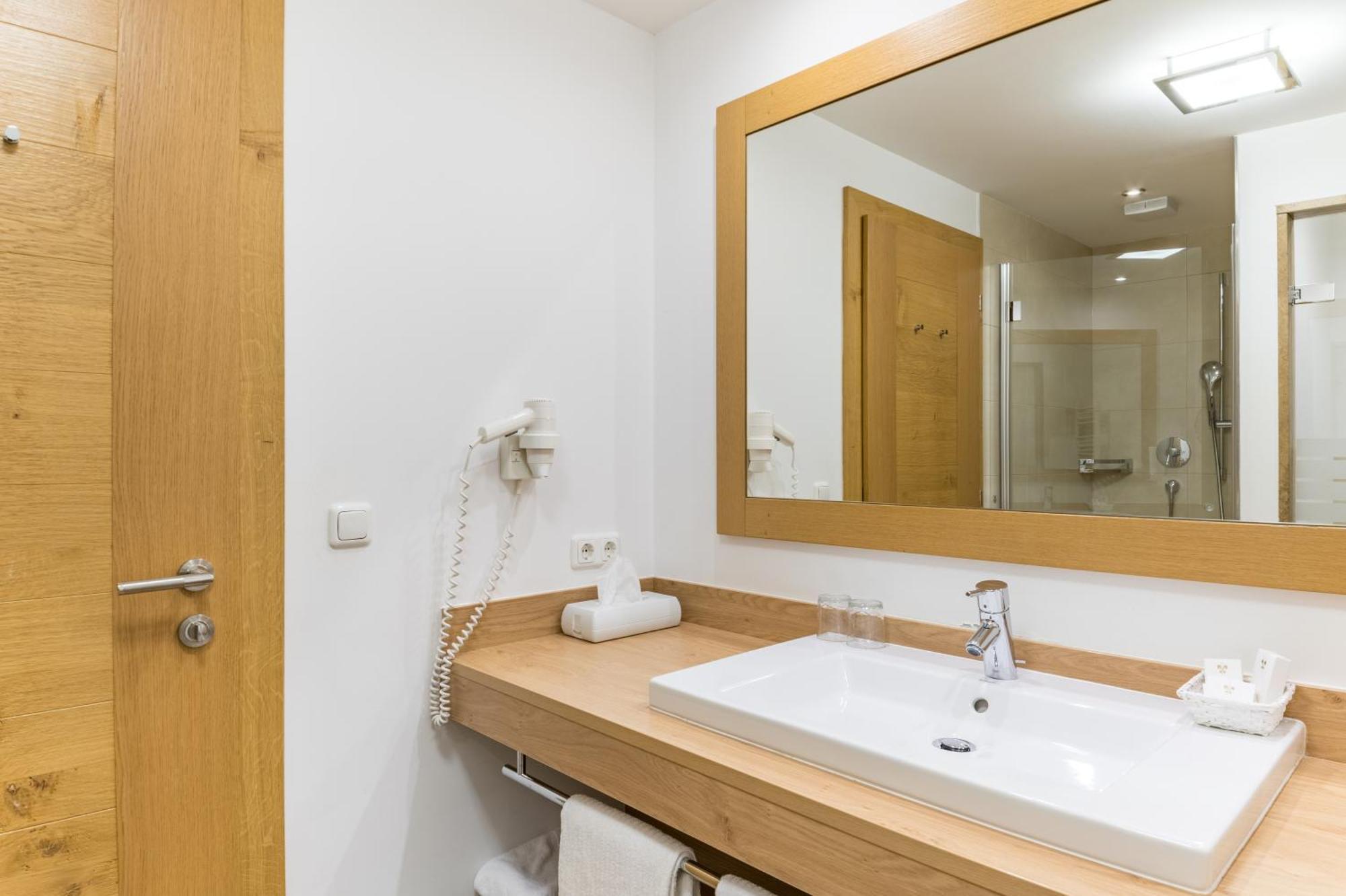 Hotel Post Bach  Room photo